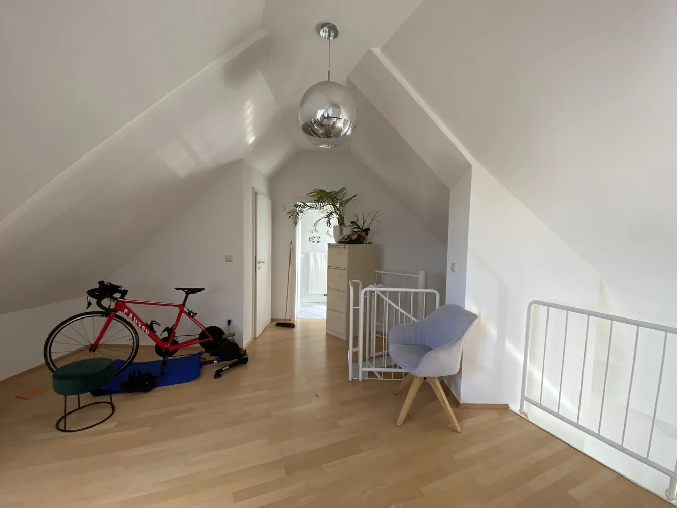 3 room apartment with 115 m² in Neu-Isenburg – Photo 1