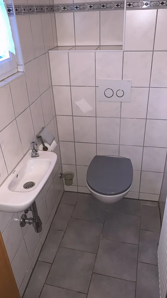 5 Zimmer Haus mit 100 m² in Metzingen – Bild 4