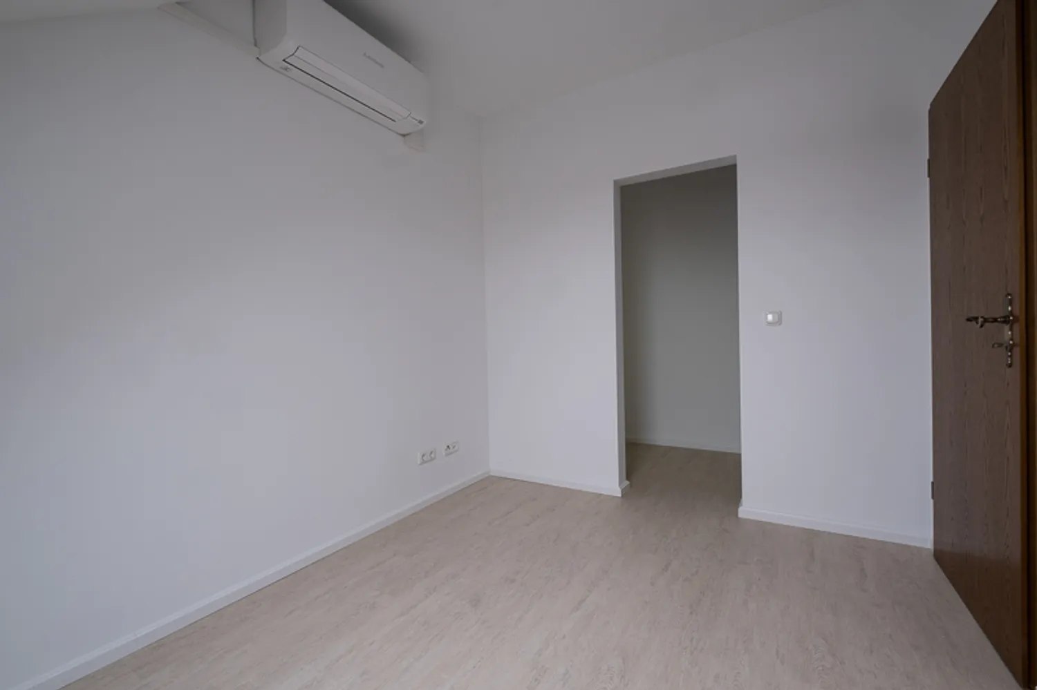 5 Zimmer Haus mit 178 m² in Frankfurt am Main – Bild 11