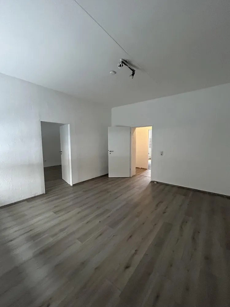 4 Zimmer Wohnung mit 87 m² in Duisburg – Bild 2