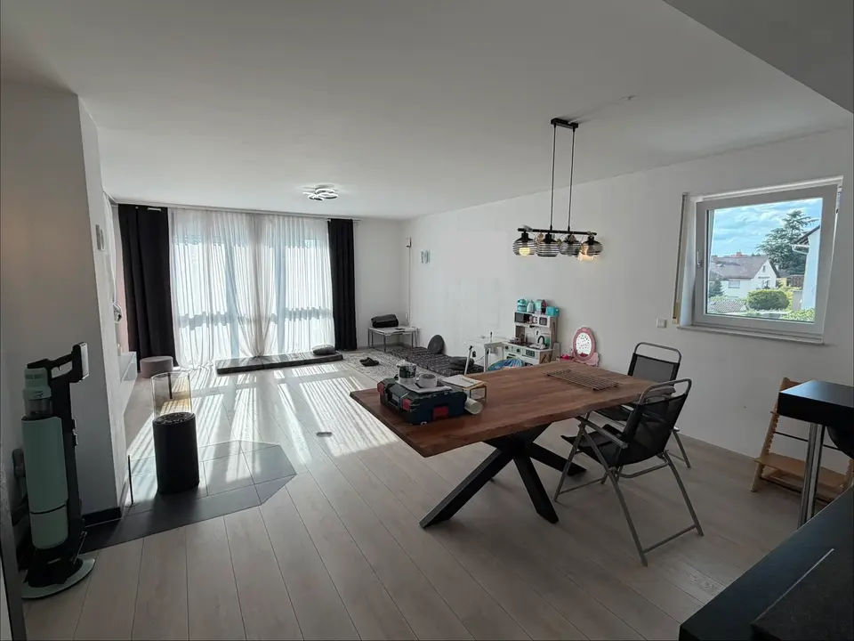 4 Zimmer Wohnung mit 120 m² in Heppenheim – Bild 1