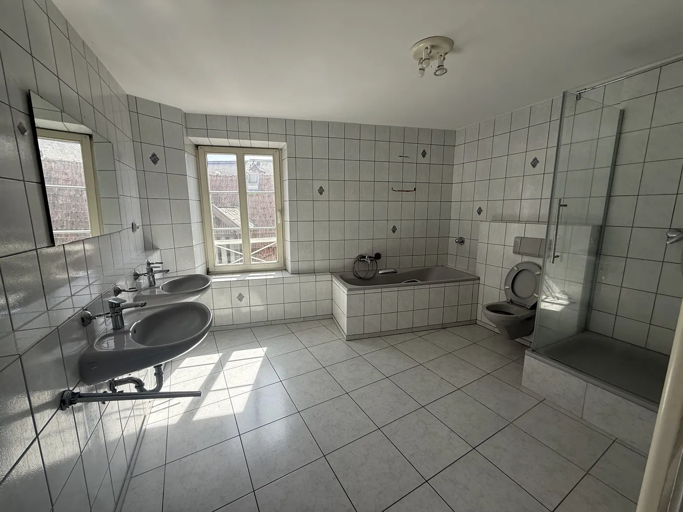 5 Zimmer Wohnung mit 158 m² in Saarbrücken – Bild 1