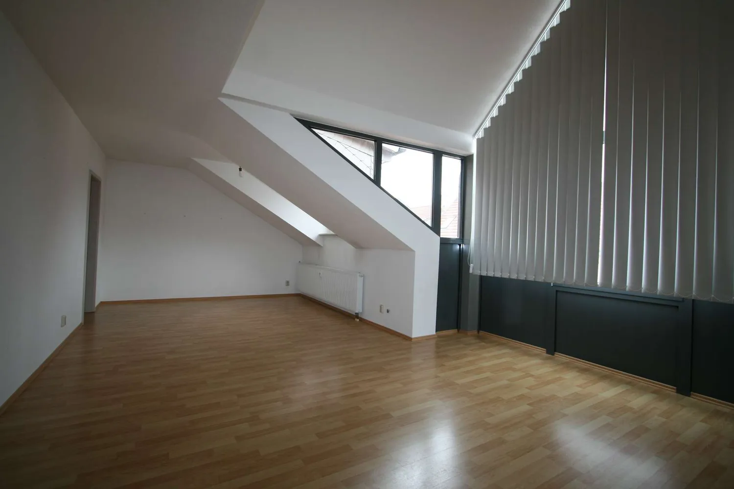 3 Zimmer Wohnung mit 91 m² in Meiningen – Bild 9