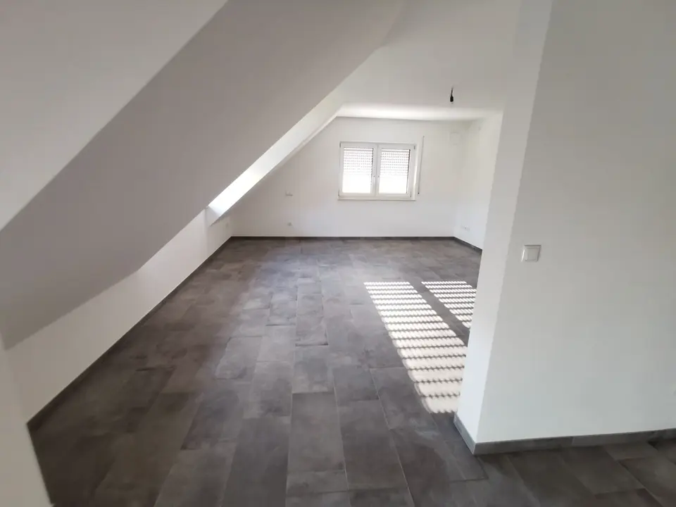 4 Zimmer Wohnung mit 100 m² in Schwabach – Bild 8