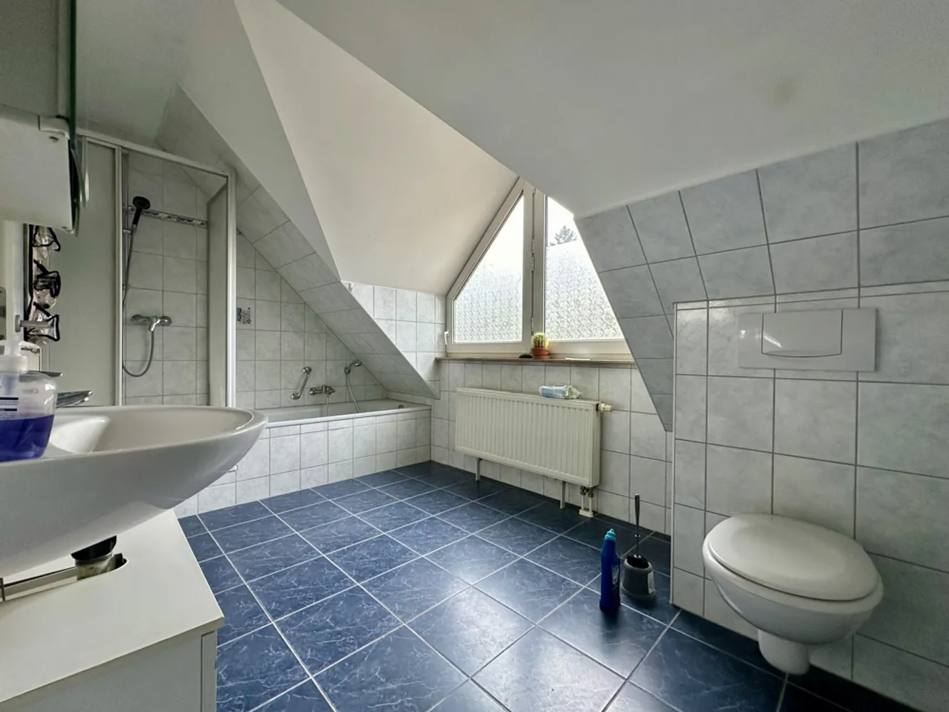 2 Zimmer Wohnung mit 90 m² in Heppenheim – Bild 3
