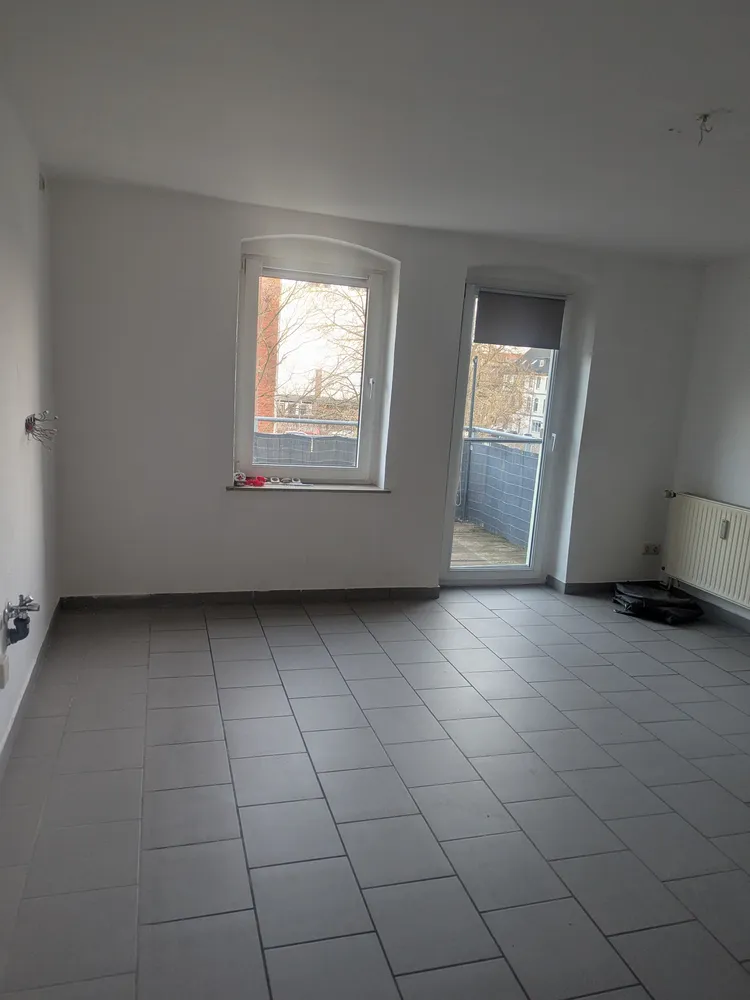4 Zimmer Wohnung mit 105 m² in Magdeburg – Bild 3
