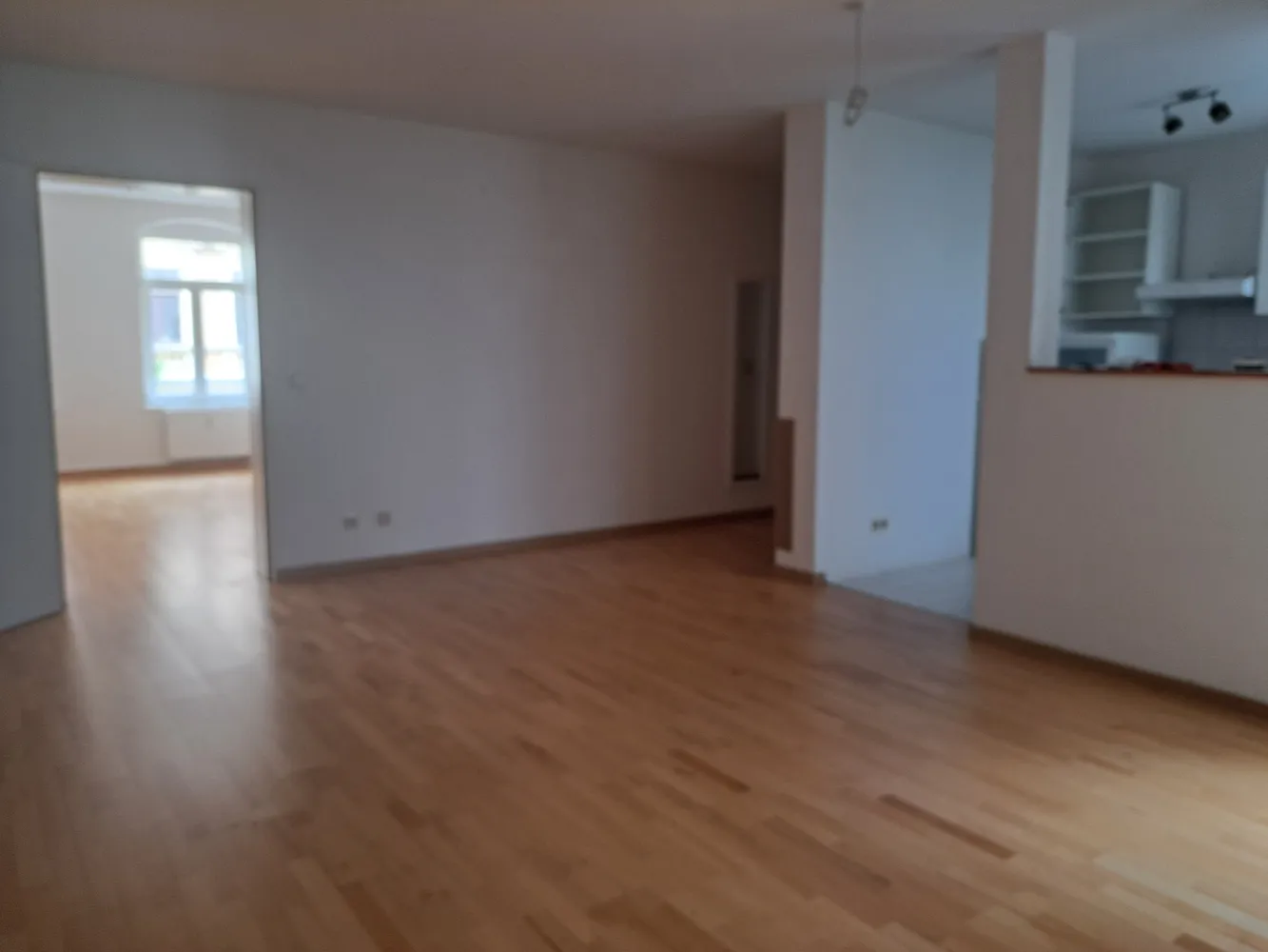 3 Zimmer Wohnung mit 80 m² in Halle (Saale) – Bild 1