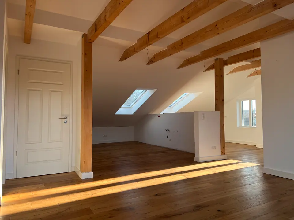 3 Zimmer Wohnung mit 104 m² in Stralsund – Bild 2