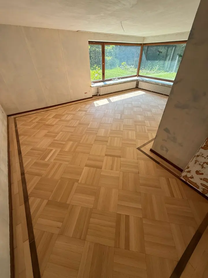 9 room house with 260 m² in Neumünster – Photo 1