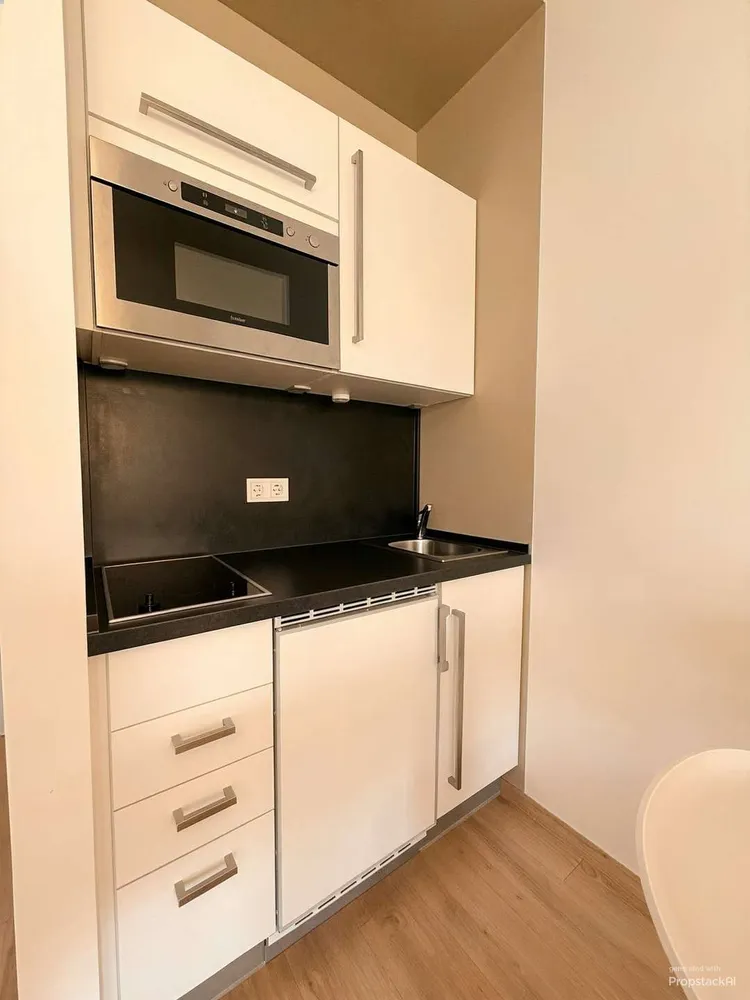 1 room apartment with 24 m² in Berlin – Photo 3