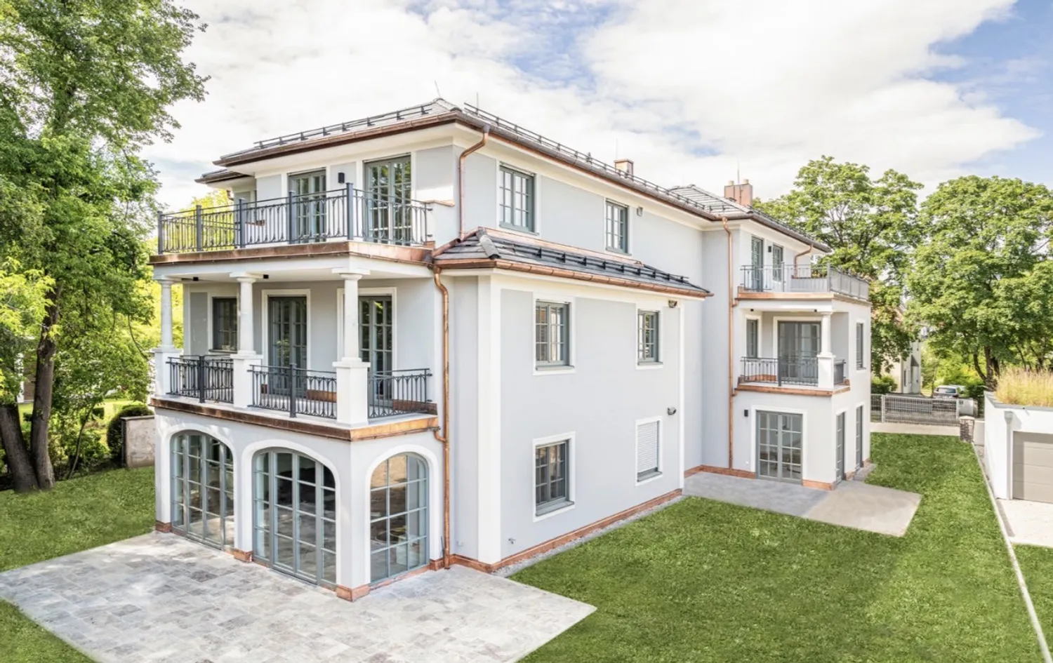 3 Zimmer Wohnung mit 92 m² in München – Bild 2