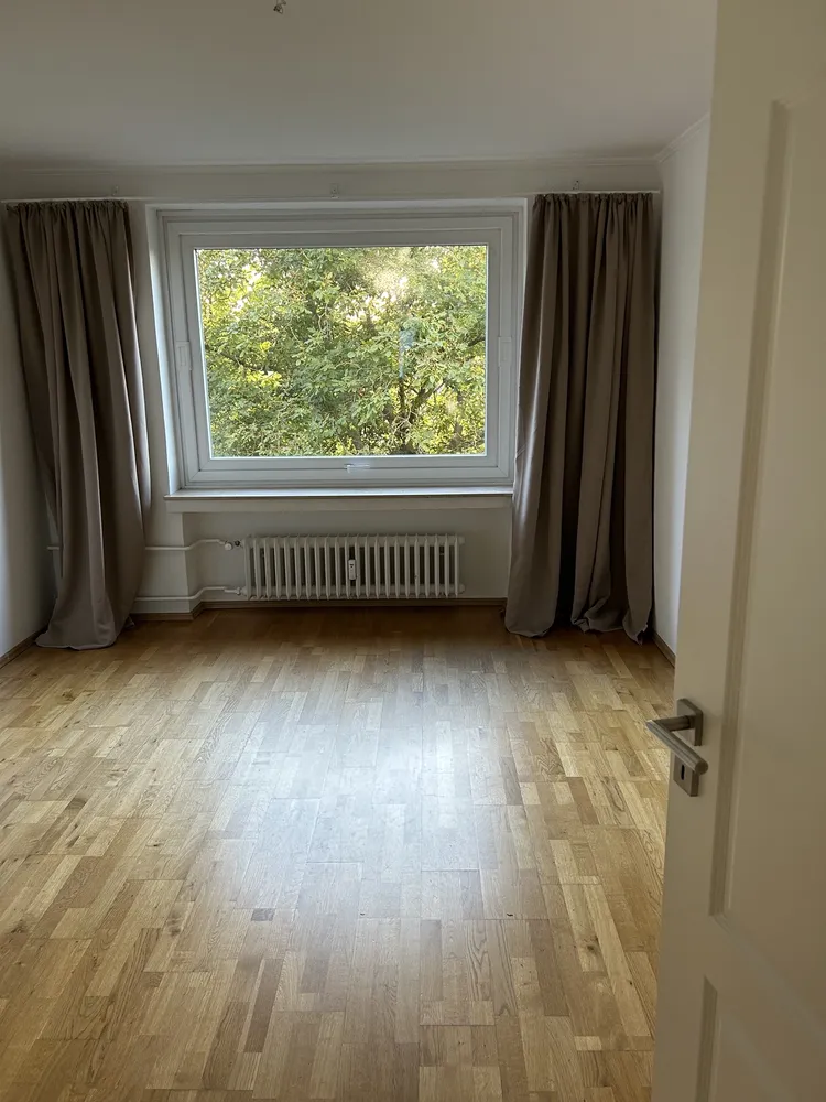 5 Zimmer Wohnung mit 117 m² in Flensburg – Bild 1