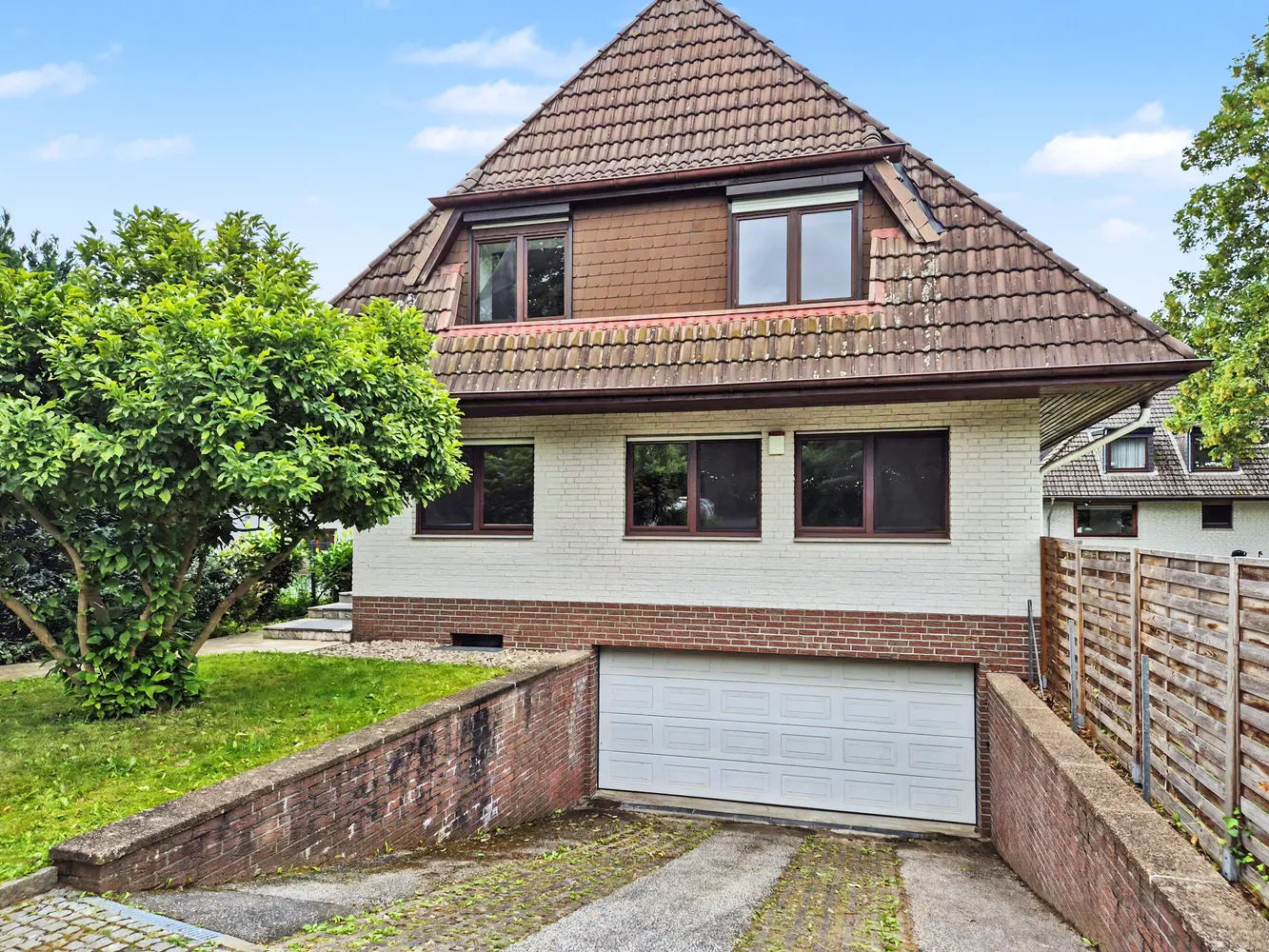 9 Zimmer Haus mit 274 m² in Hamburg – Bild 4