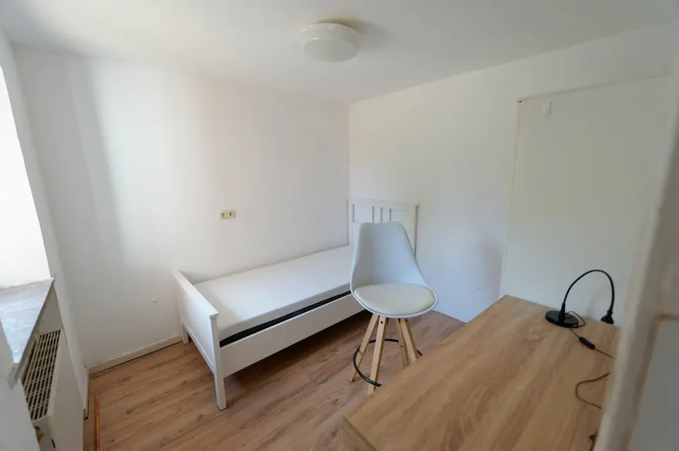 WG-Zimmer mit 200 m² in Nettetal – Bild 2