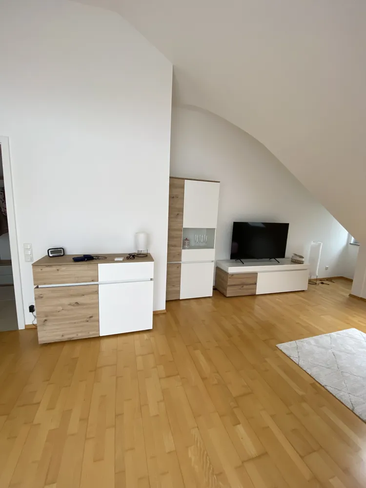 2 Zimmer Wohnung mit 66 m² in München – Bild 2