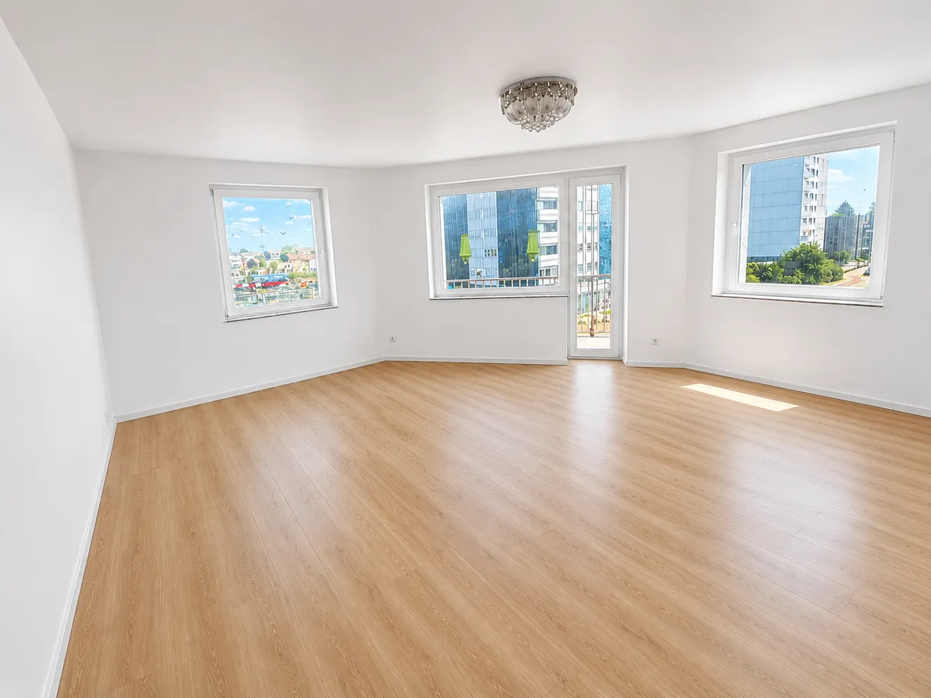 4 Zimmer Wohnung mit 120 m² in Wesel – Bild 3