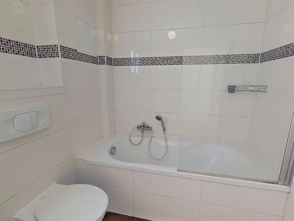2 room apartment with 46 m² in Magdeburg – Photo 8