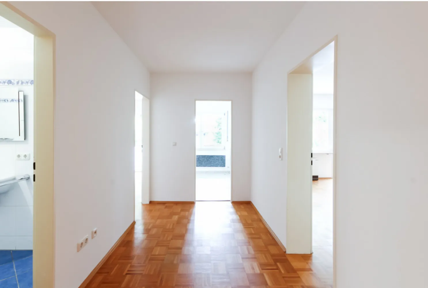 2 Zimmer Wohnung mit 67 m² in München – Bild 4