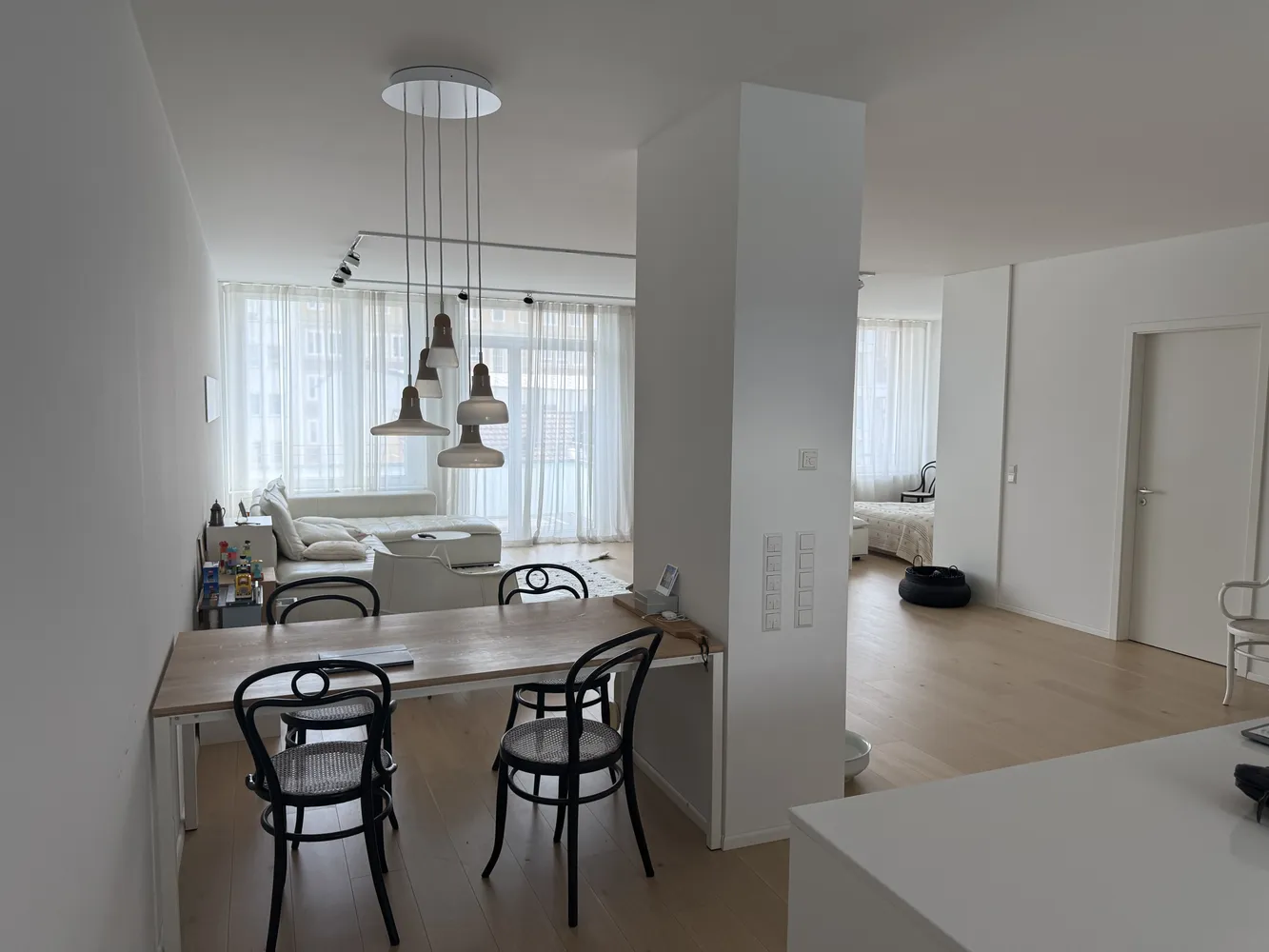 2 Zimmer Wohnung mit 82 m² in Stuttgart – Bild 1