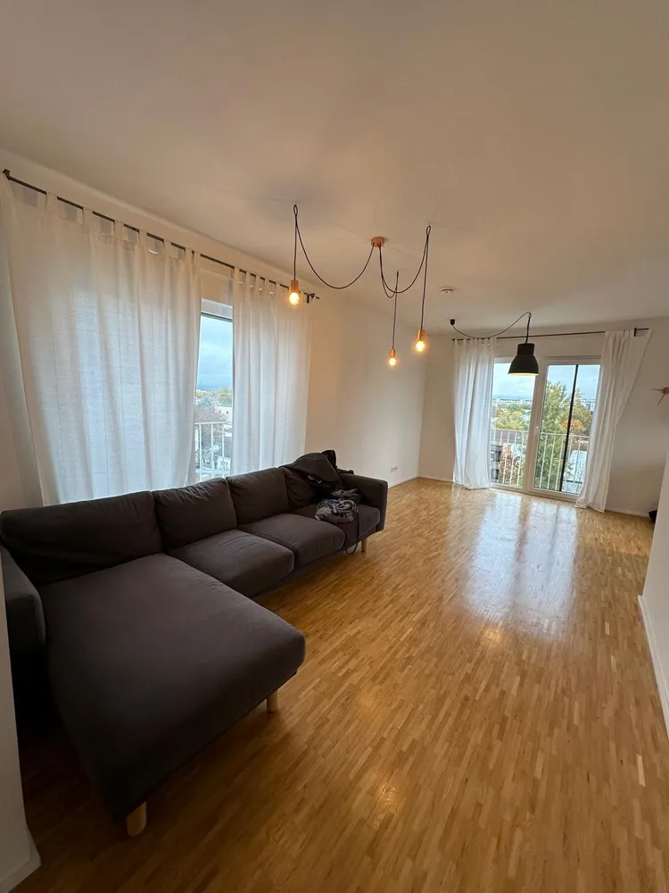 3 Zimmer Wohnung mit 90 m² in Frankfurt am Main – Bild 2