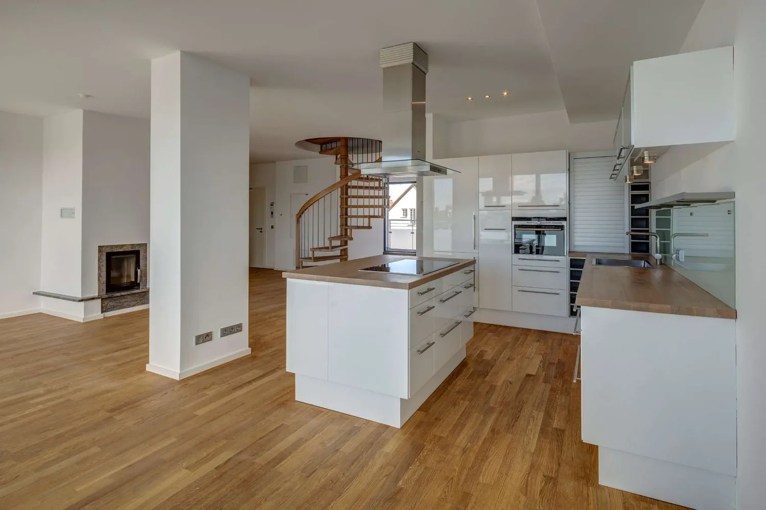 5 Zimmer Wohnung mit 175 m² in München – Bild 5