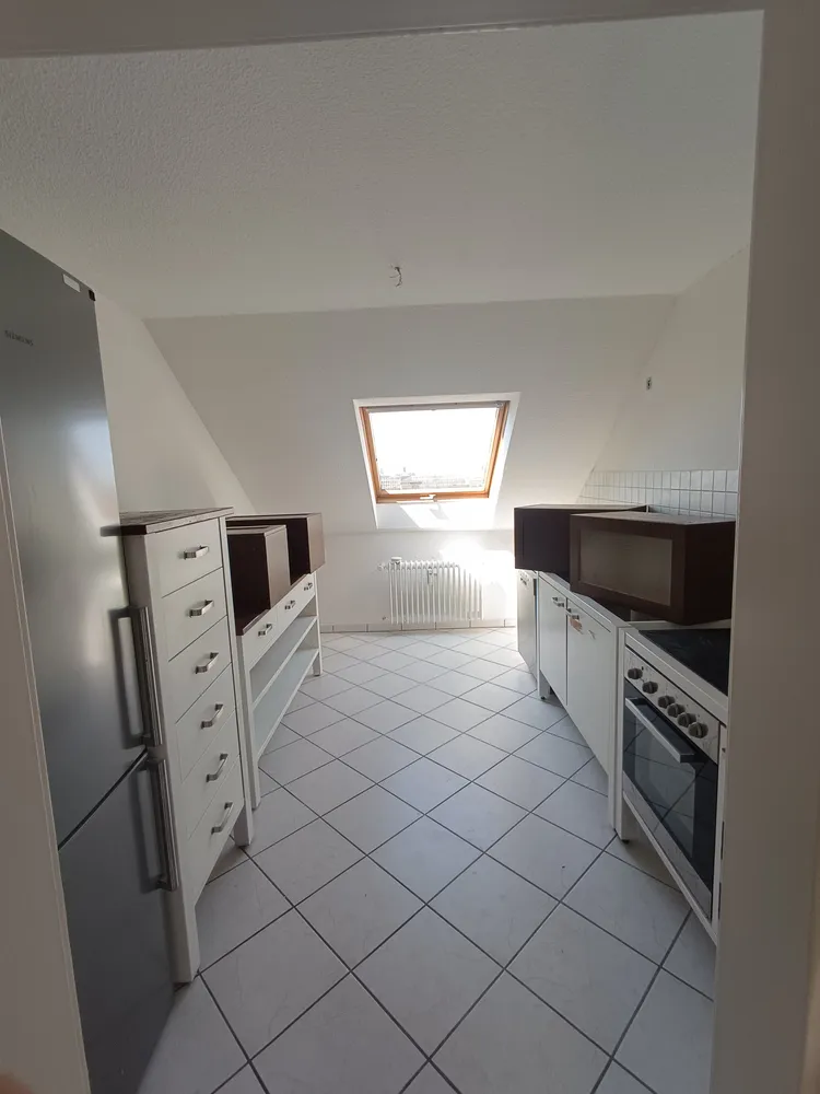 3 Zimmer Wohnung mit 87 m² in Wiesbaden – Bild 6