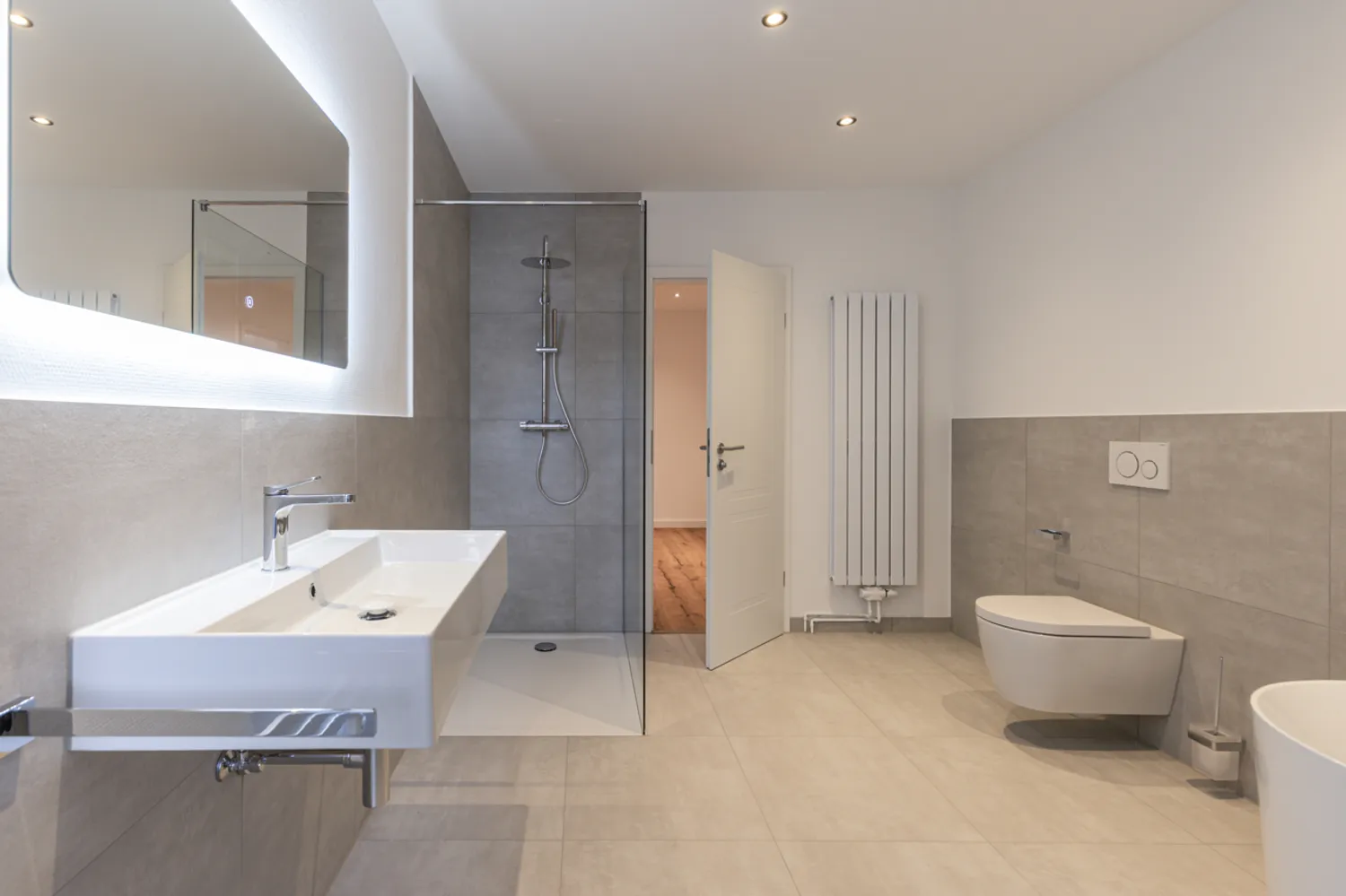 4 Zimmer Wohnung mit 141 m² in Lüneburg – Bild 2