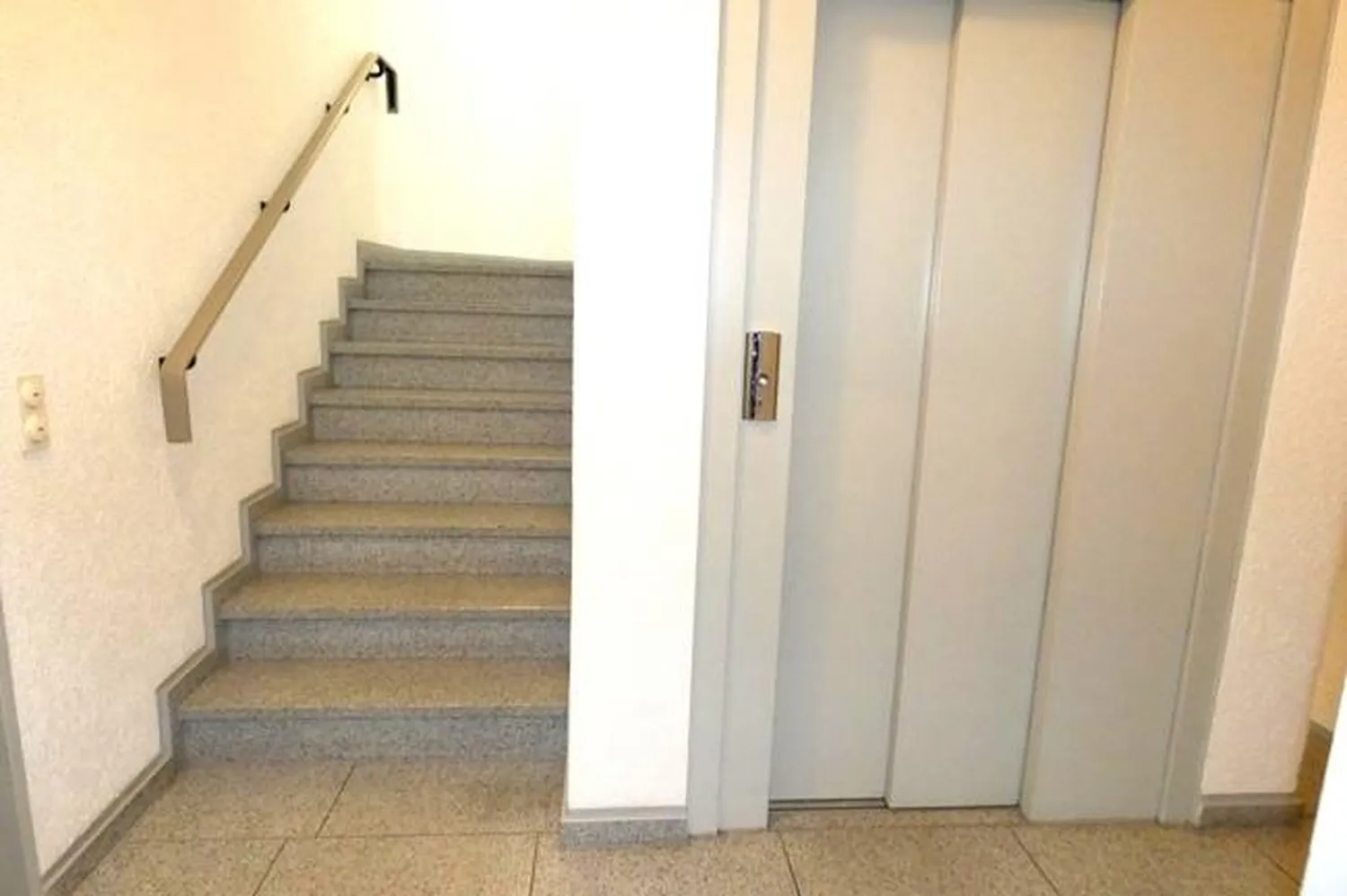 2 Zimmer Wohnung mit 48 m² in Duisburg – Bild 4