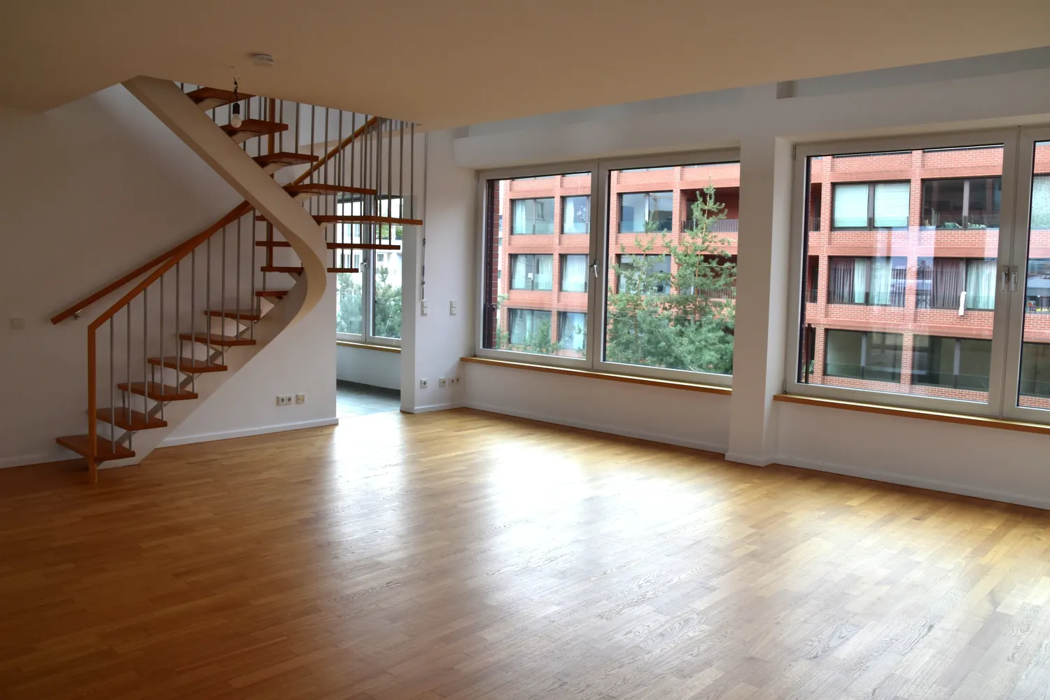 4 Zimmer Wohnung mit 227 m² in Berlin – Bild 4