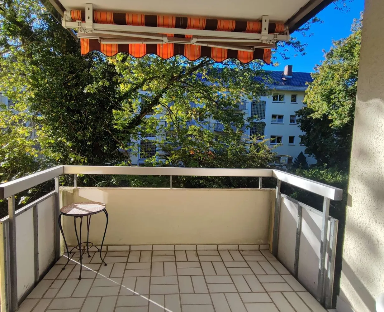 2 room apartment with 65 m² in Singen – Photo 6