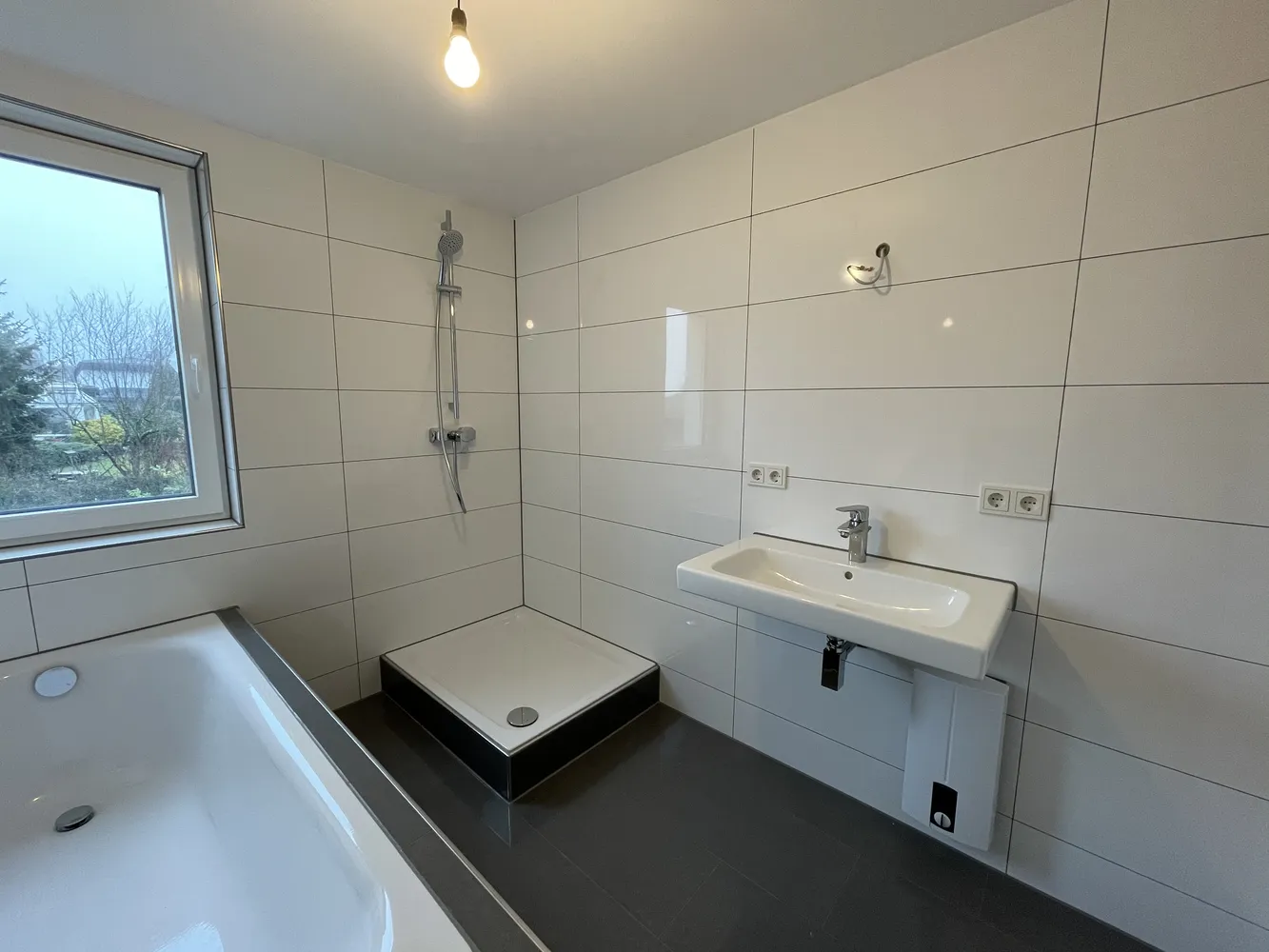 3 Zimmer Wohnung mit 100 m² in Wiesbaden – Bild 11