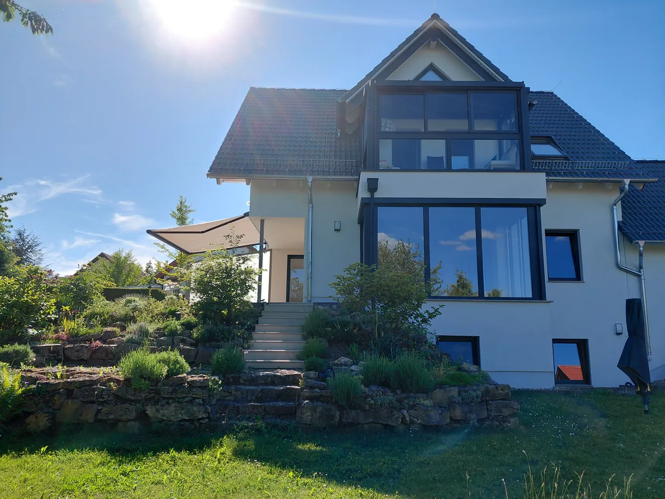 4 Zimmer Wohnung mit 142 m² in Erfurt – Bild 1