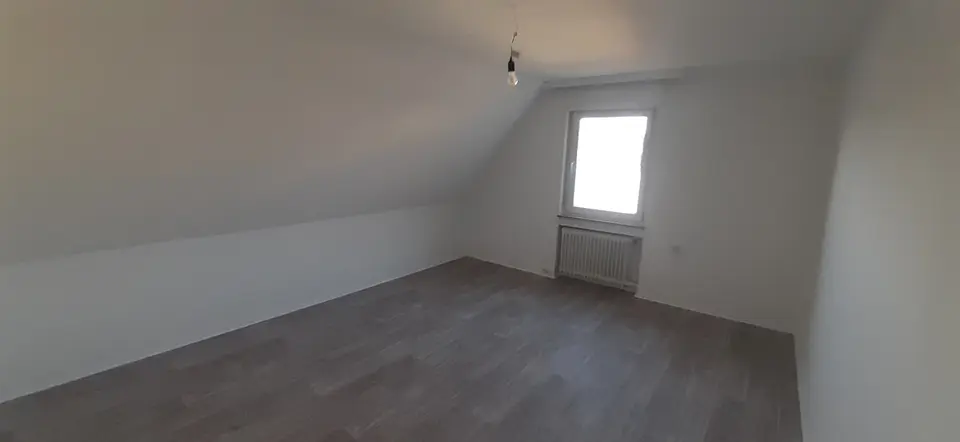 2 Zimmer Wohnung mit 65 m² in Siegen – Bild 1