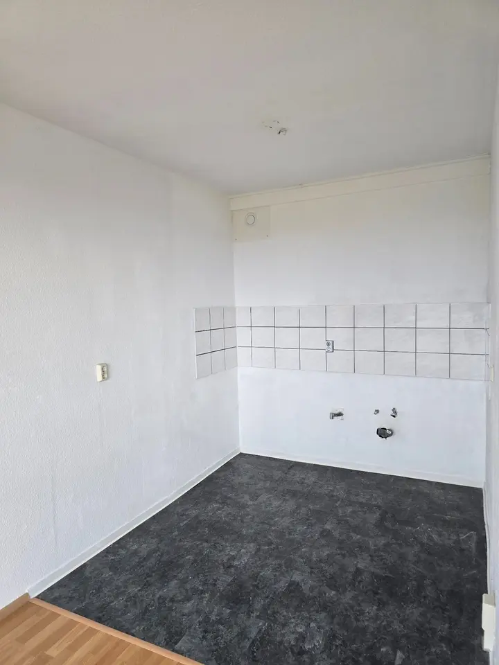 3 Zimmer Wohnung mit 58 m² in Halle (Saale) – Bild 4