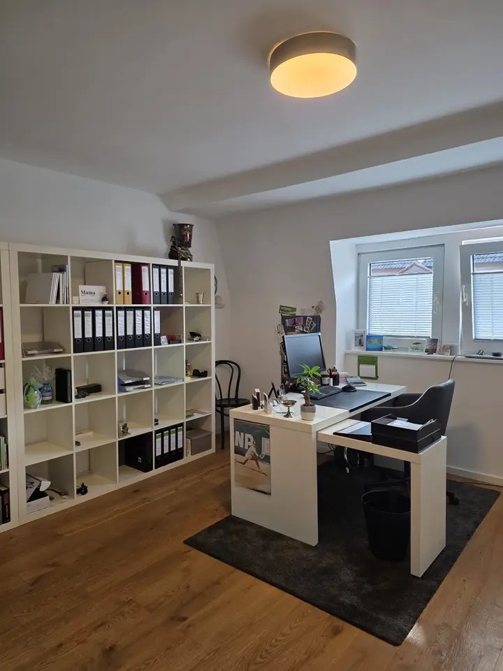 4 Zimmer Wohnung mit 150 m² in Aschaffenburg – Bild 4
