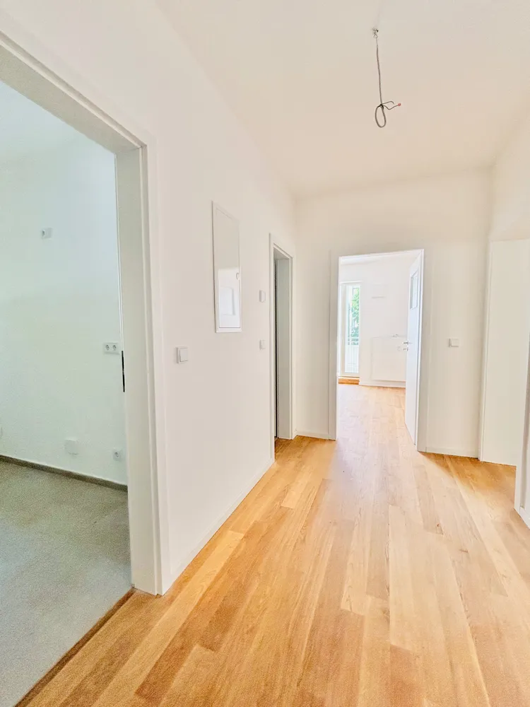 2 Zimmer Wohnung mit 76 m² in Frankfurt am Main – Bild 2