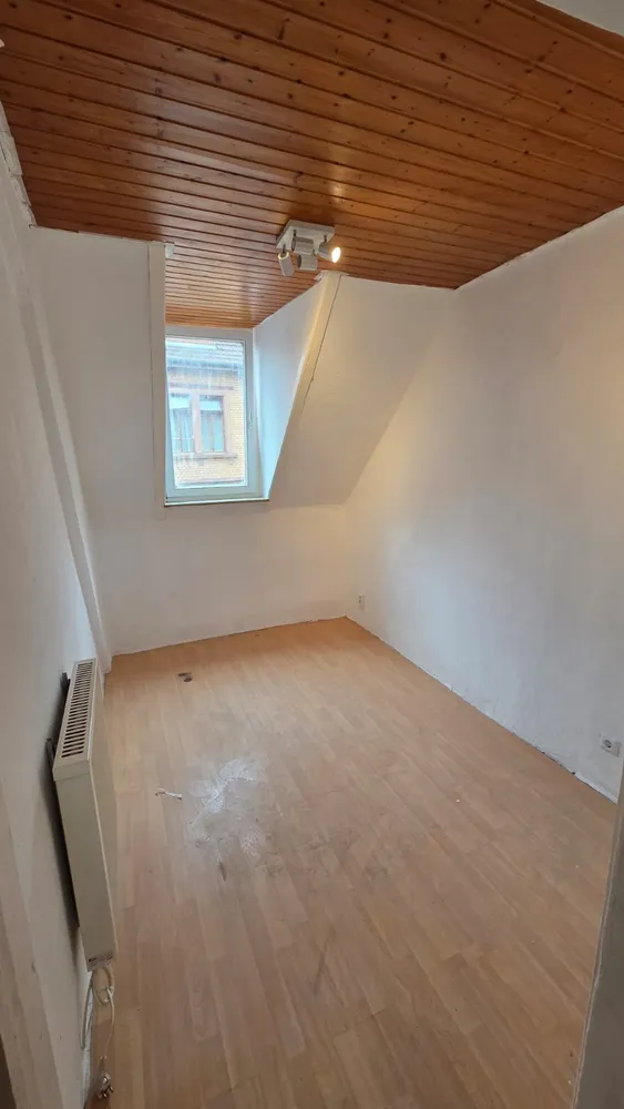 6 Zimmer Wohnung mit 66 m² in Mannheim – Bild 2