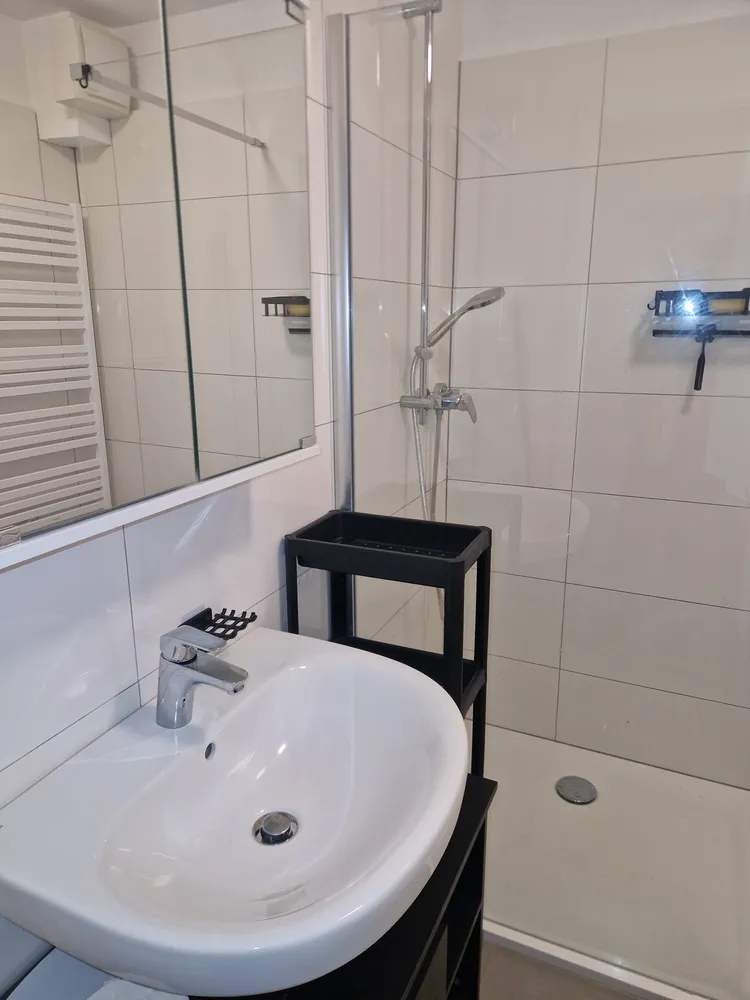1 Zimmer Wohnung mit 32 m² in Köln – Bild 4