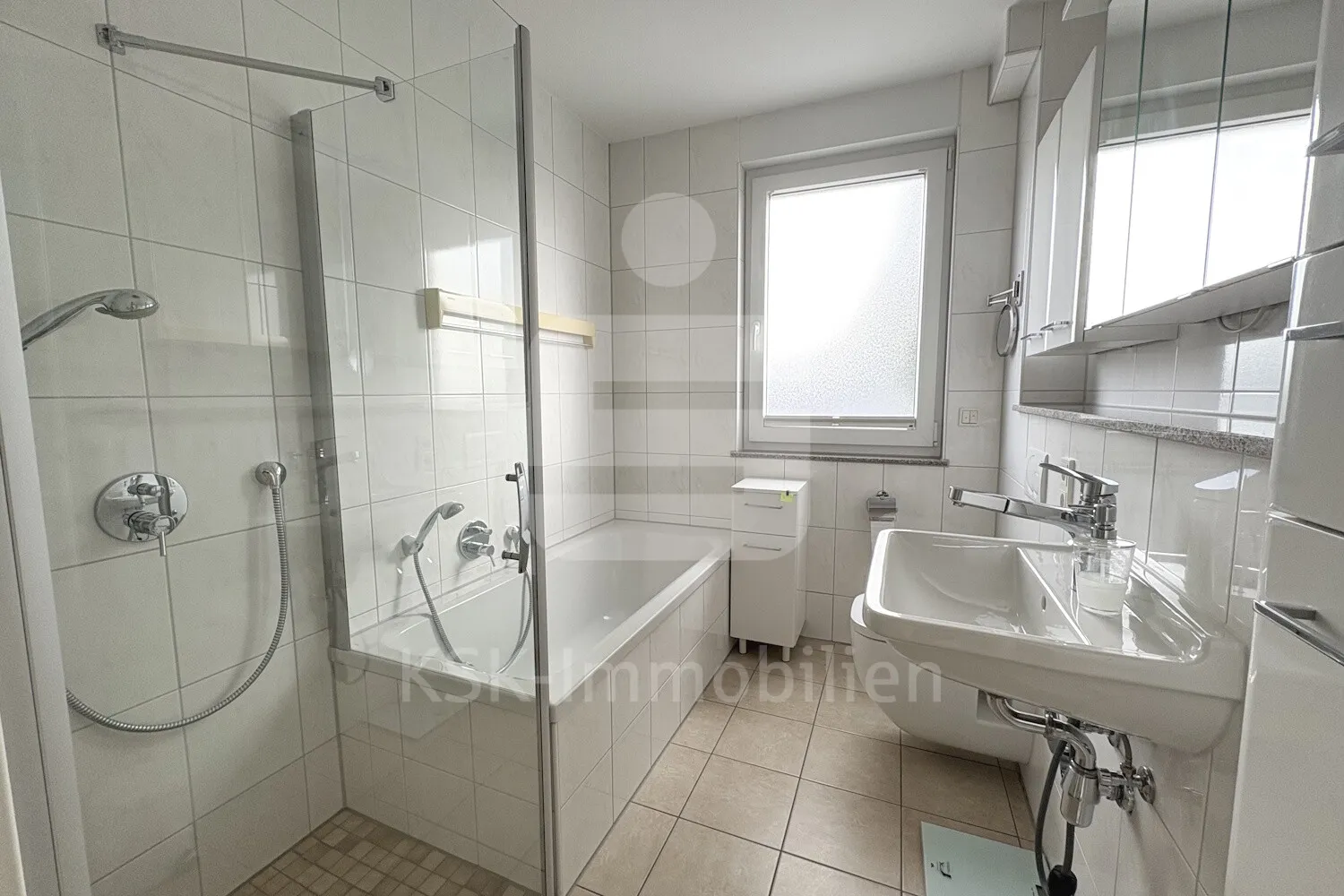3 room apartment with 109 m² in Troisdorf – Photo 6