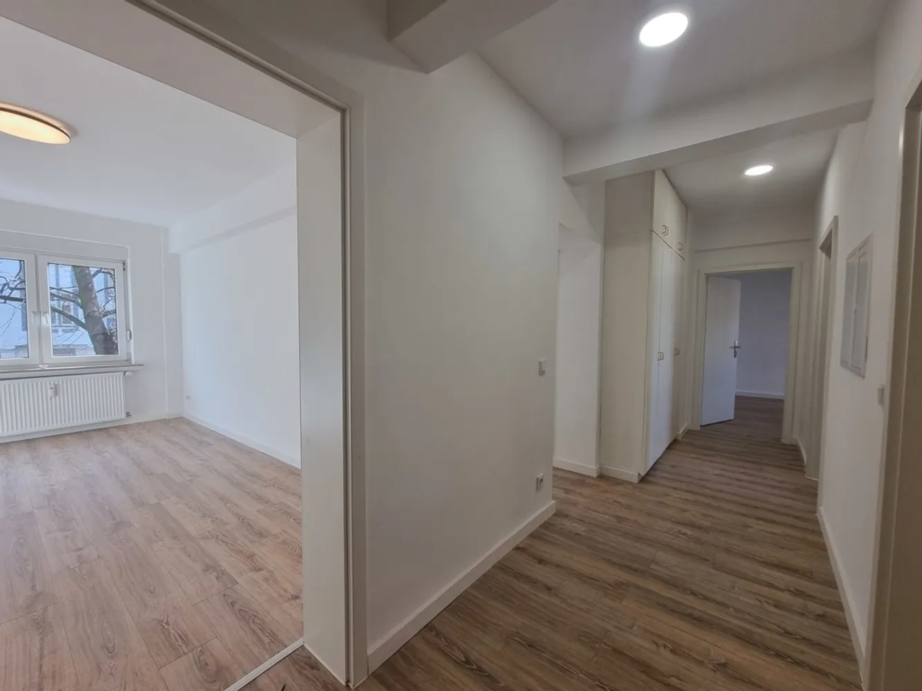 4 Zimmer Wohnung mit 94 m² in Düsseldorf – Bild 3