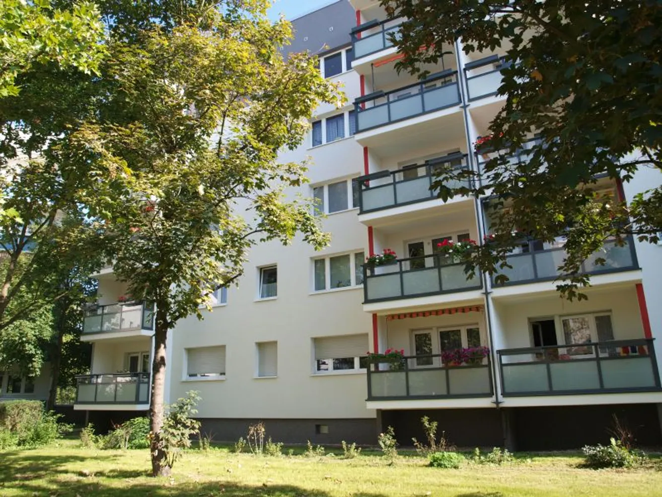 2 Zimmer Wohnung mit 50 m² in Halle (Saale) – Bild 6