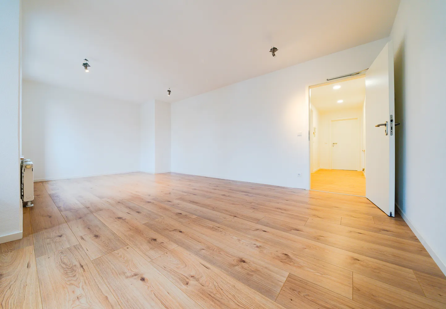 5 Zimmer Wohnung mit 180 m² in Dresden – Bild 4