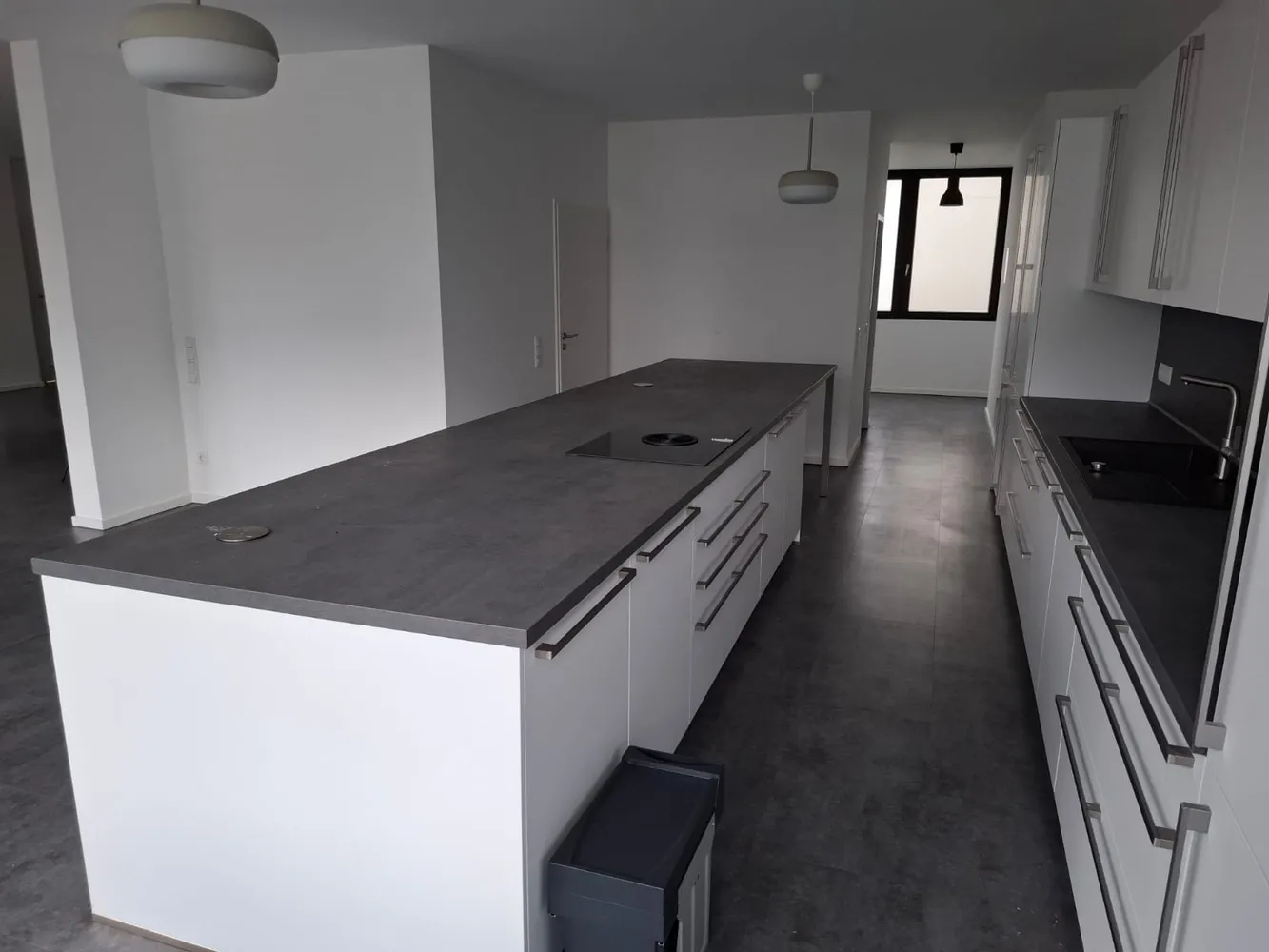6 Zimmer Wohnung mit 250 m² in Aachen – Bild 3