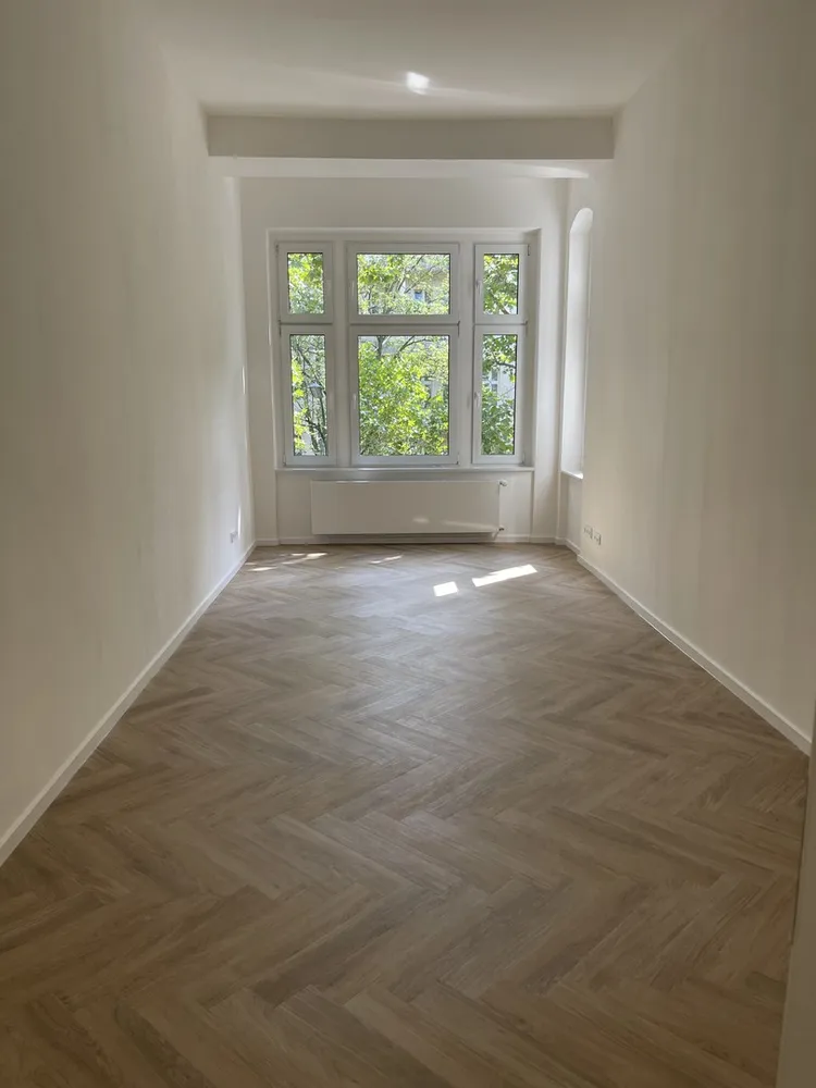 4 Zimmer Wohnung mit 142 m² in Berlin – Bild 2