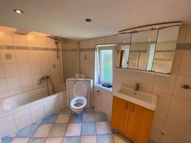 5 Zimmer Wohnung mit 130 m² in Siegen – Bild 6