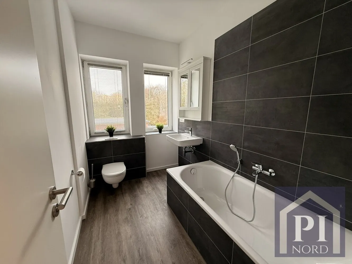 5 Zimmer Wohnung mit 138 m² in Kiel – Bild 7