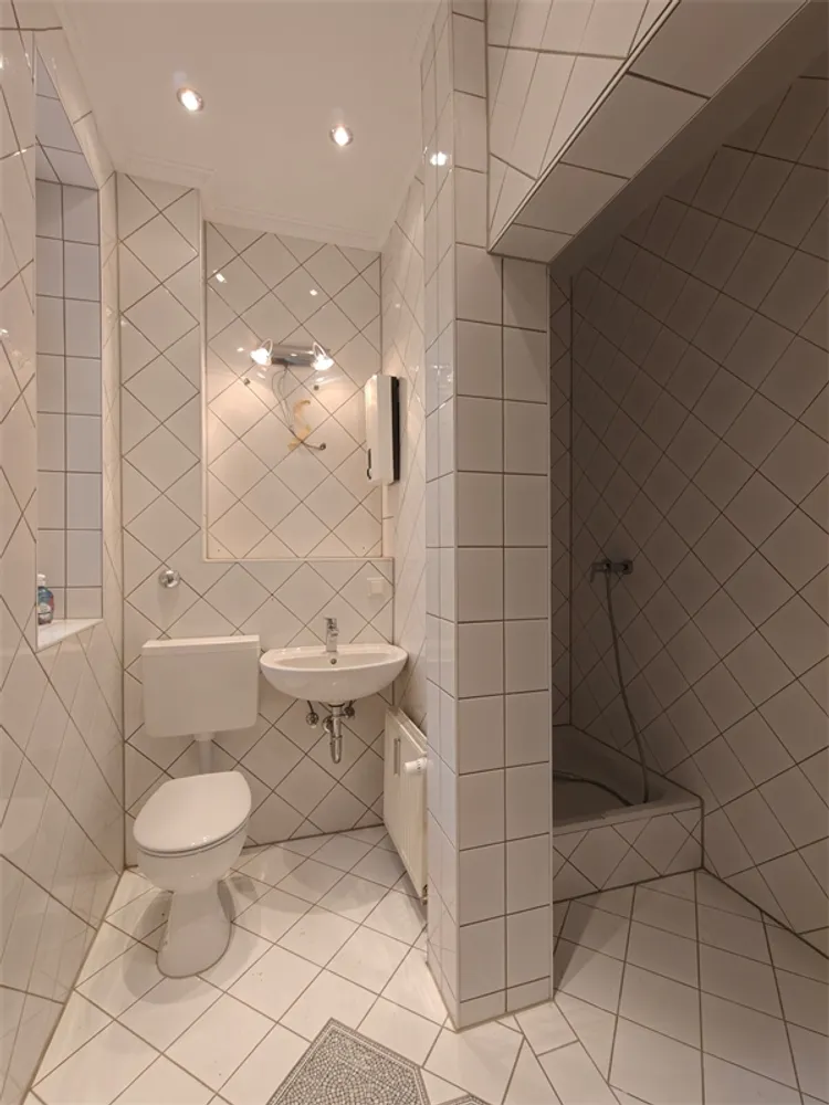2 Zimmer Wohnung mit 50 m² in Frankfurt am Main – Bild 4