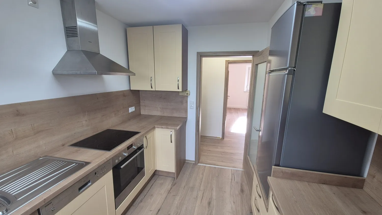 4 Zimmer Wohnung mit 78 m² in Weiden in der Oberpfalz – Bild 1