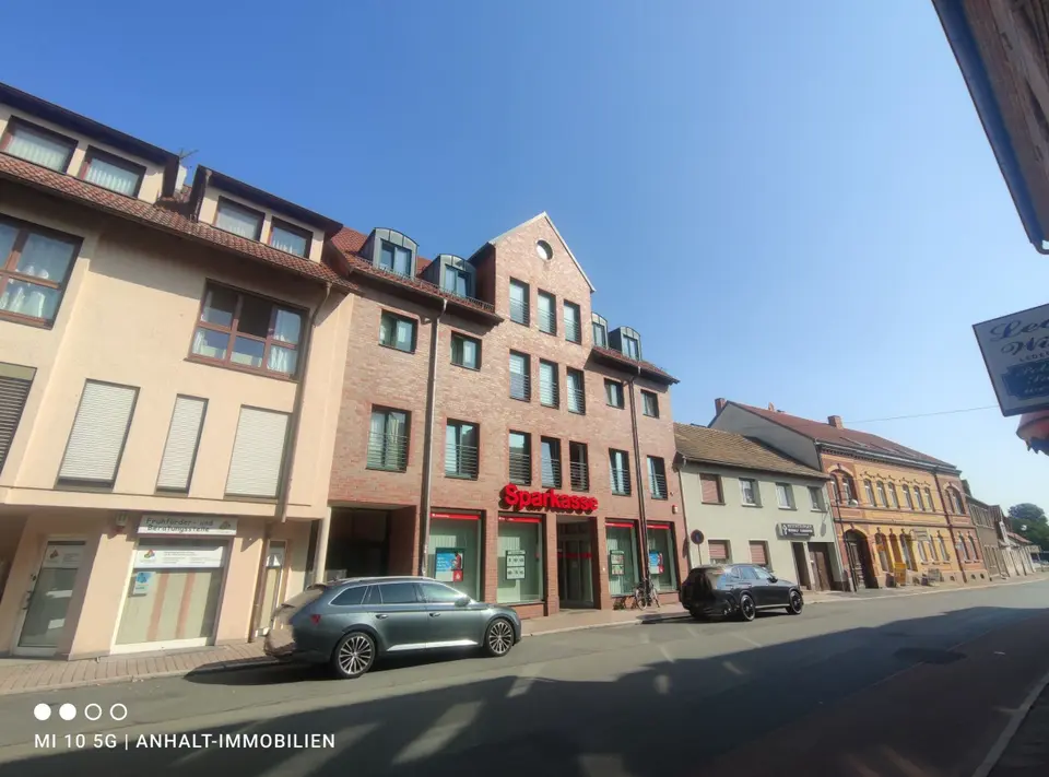 5 Zimmer Wohnung mit 206 m² in Köthen – Bild 3