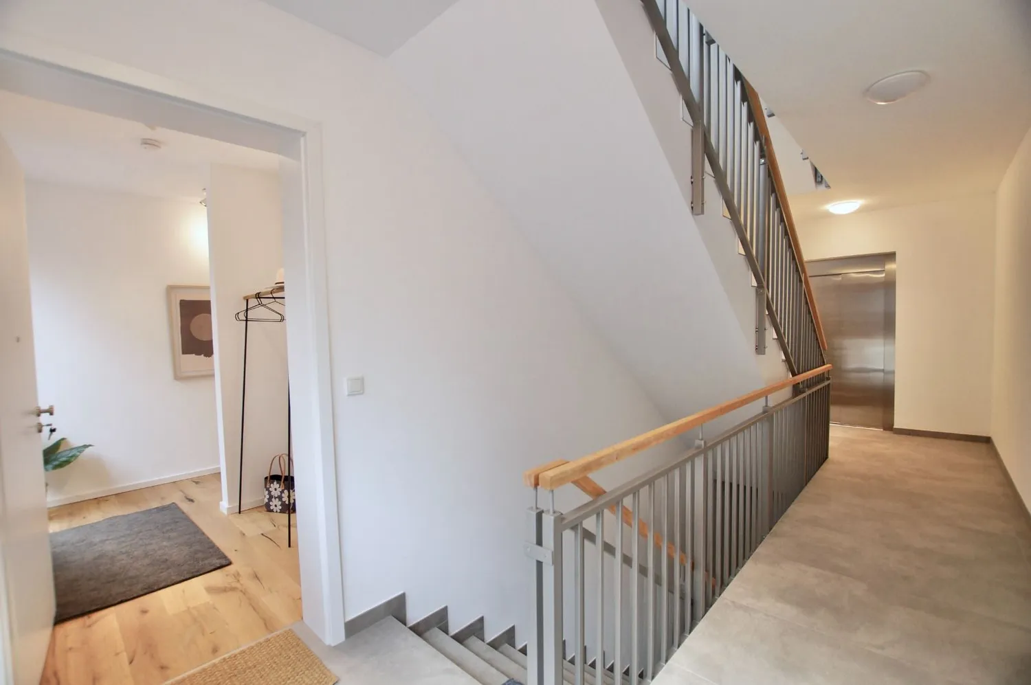 2 Zimmer Wohnung mit 71 m² in Düsseldorf – Bild 4